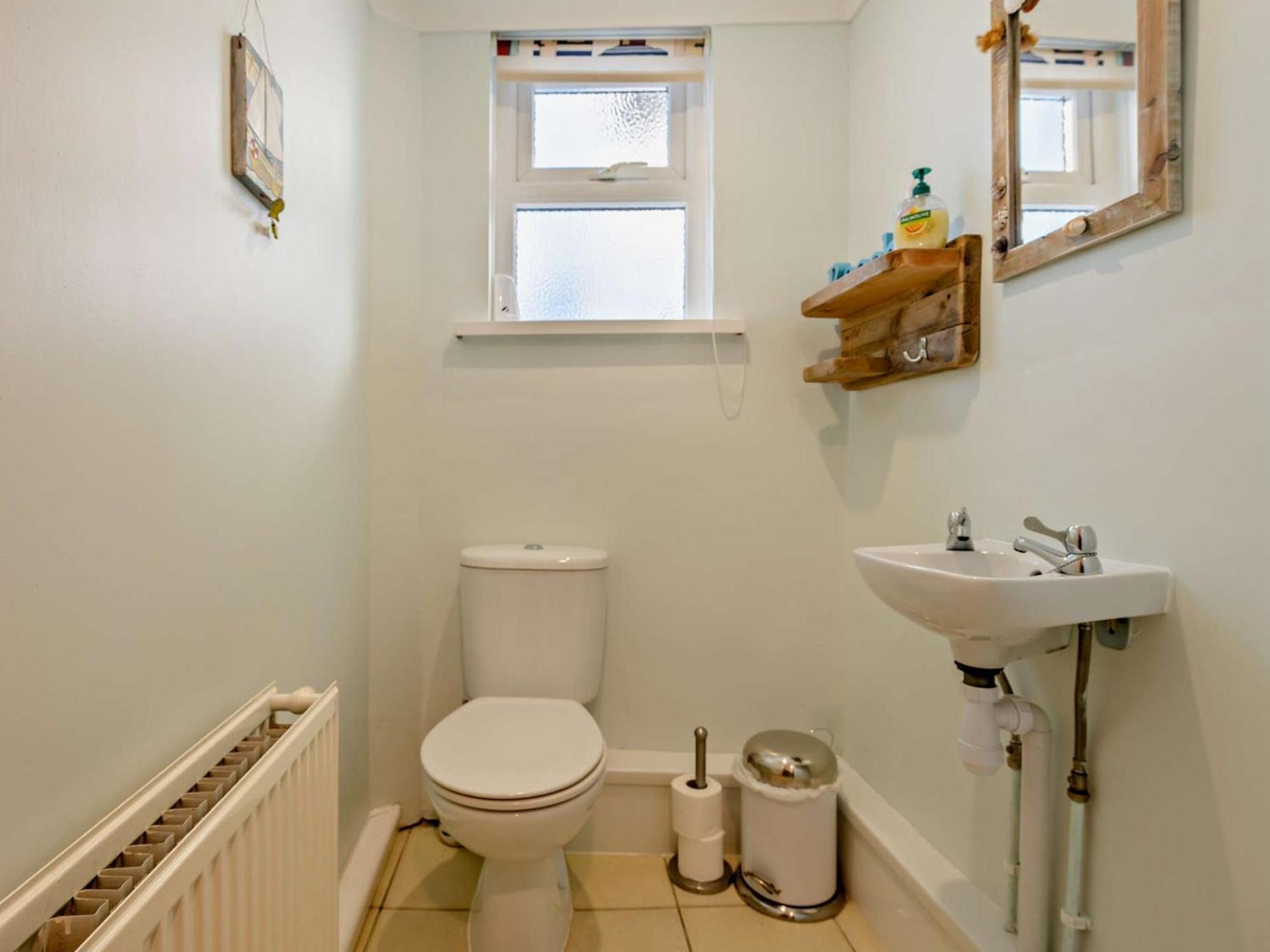 4 Bed In Brixham 77206 Villa Exterior photo
